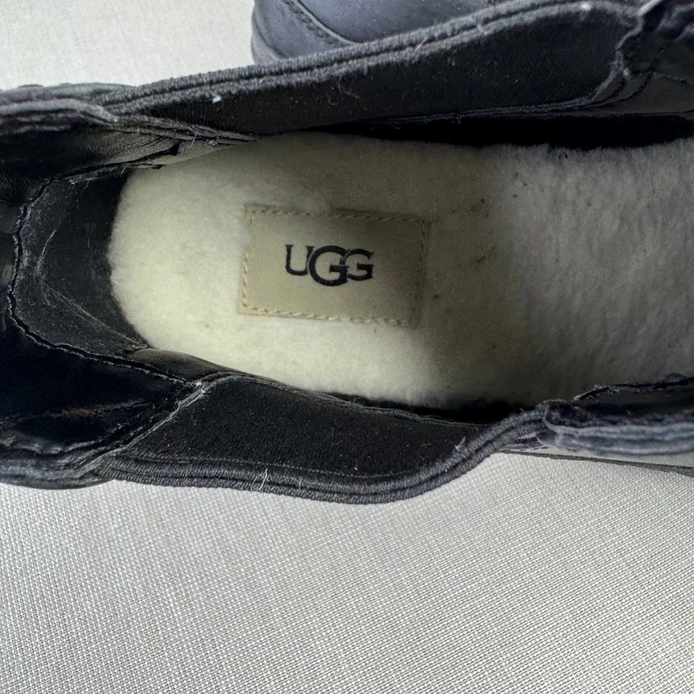 Ugg Merina Platform leather boots Size 9.5 womens‎